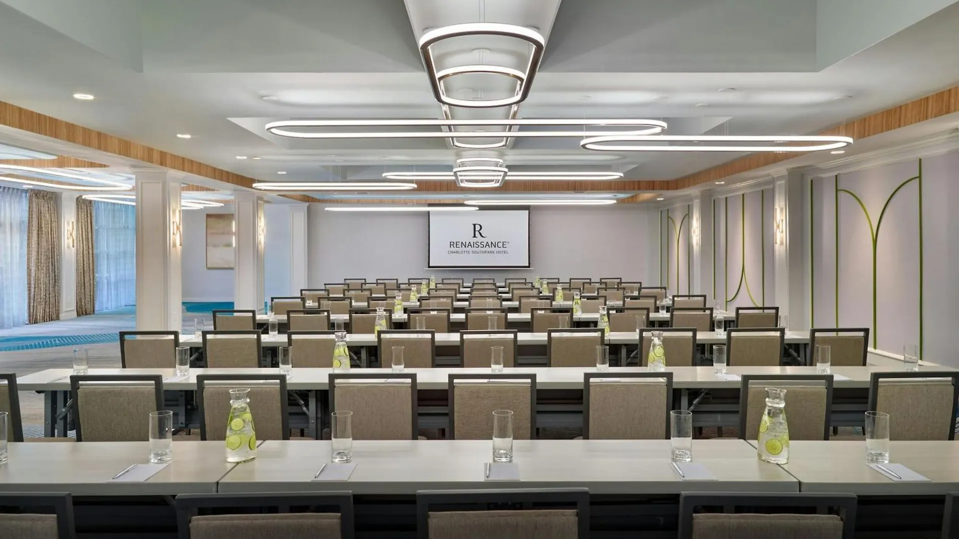 Renaissance Charlotte Southpark Hotel 4*,  United States