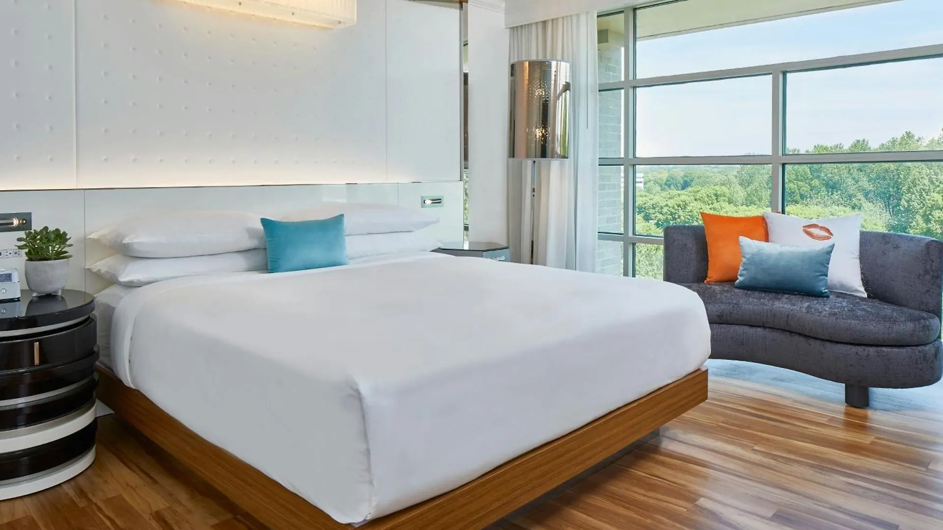 Renaissance Charlotte Southpark Hotel